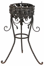ITALIAN SCROLLED WROUGHT IRON FOLIATE PLANT STAND