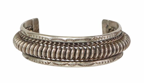 SOUTHWEST SILVER TWISTED WIRE CUFF BRACELET