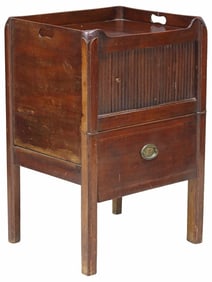 GEORGE III MAHOGANY BEDSIDE COMMODE