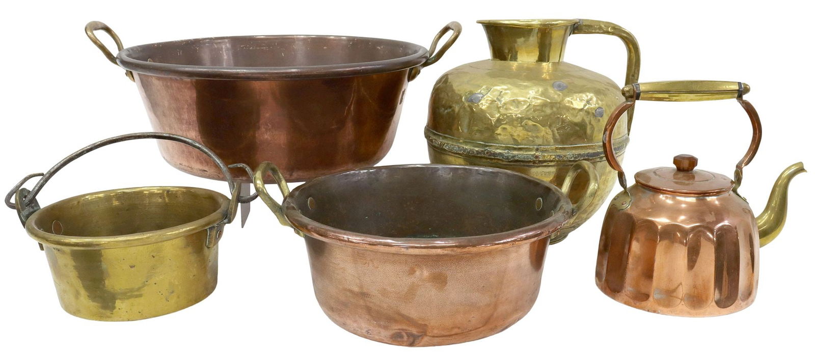 (5) CONTINENTAL COPPER & BRASS KITCHENWARE: (lot of 5) Continental copper and brass kitchenware, including: (1) brass jelly pot with iron bail handle, (1) brass bulbous ewer, stamped V. Marie, (1) copper and brass tea kettle, with early plastic