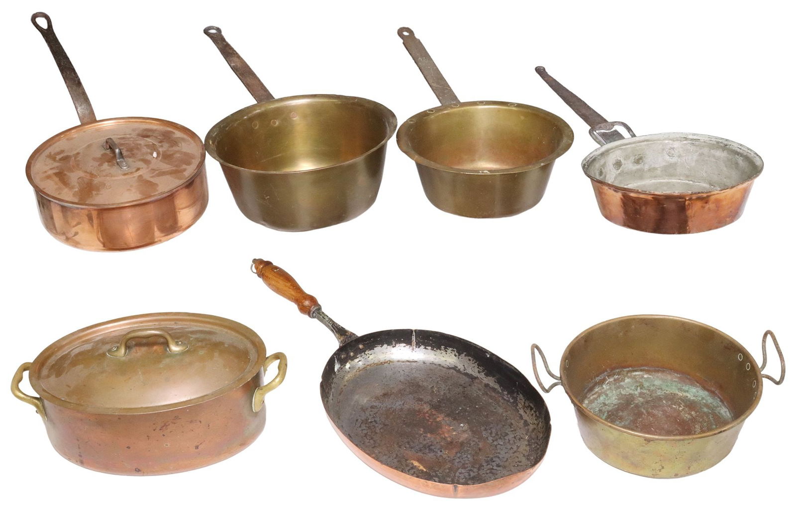 (7) FRENCH COPPER & METAL KITCHENWARE, POTS & PANS: (lot of 7) French copper and metal kitchenware, late 19th/ early 20th c., including: (4) saucepans, (one) retaining lid, largest: approx 4"h, 20"w, 9"d, (1) lidded ovular pot, with dual side handles,