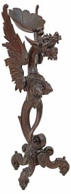 FINELY CARVED ITALIAN RENAISSANCE REVIVAL BEAST-FORM HALL STAND