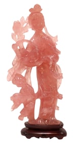 CHINESE CARVED ROSE QUARTZ SCULPTURE ON STAND, MOTHER & CHILD