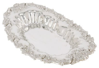 BLACK, STARR & FROST STERLING SILVER BREAD TRAY