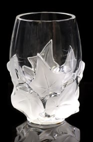 FRENCH LALIQUE FROSTED ART CRYSTAL 'HEDERA' IVY LEAF VASE