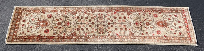 ESTATE HAND-TIED GHANZI RUNNER, 9'8" X 2'6"