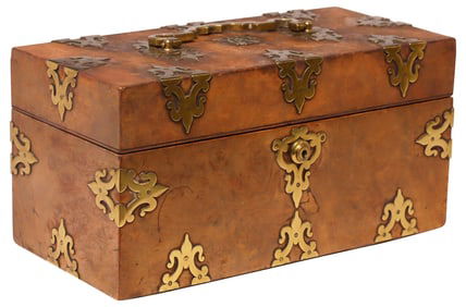 ENGLISH VICTORIAN BRASS-BOUND YEW WOOD TEA CADDY