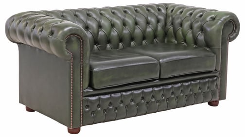 ENGLISH CHESTERFIELD STYLE TUFTED GREEN LEATHER LOVESEAT / SOFA