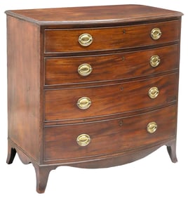 REGENCY MAHOGANY BOWFRONT CHEST OF DRAWERS