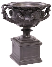 LARGE CAST MODEL OF 'WARWICK VASE' AFTER THE ROMAN ANTIQUE, 15"H