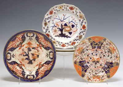 (5) ENGLISH ROYAL CROWN DERBY IMARI PALETTE PLATES, 'KINGS' & OTHER