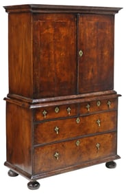 WILLIAM & MARY BURR WALNUT CABINET-ON-CHEST