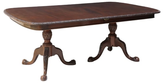 GEORGIAN STYLE MAHOGANY DOUBLE PEDESTAL DINING TABLE