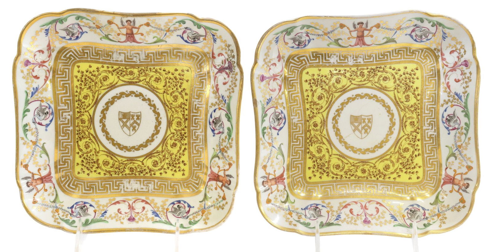 (2) MANNER OF THOMAS BAXTER (1782-1821) ARMORIAL WORCESTER CABINET PLATES (1 of 2)