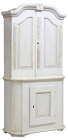 SWEDISH GUSTAVIAN STYLE PAINTED LINEN CUPBOARD