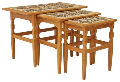 (3) HENNING KJAERNULF DANISH MODERN TILE-TOP OAK NESTING TABLES
