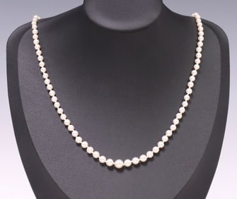 ESTATE MIKIMOTO GRADUATED CULTURED PEARL NECKLACE