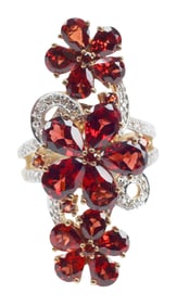 ESTATE 14KT GOLD DIAMOND & GARNET FLOWER RING