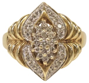 ESTATE 14KT TWO-TONE GOLD & DIAMOND CLUSTER RING