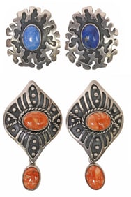 (2PR) MEXICO STERLING, CORAL, & LAPIS CHANNELED EARRINGS