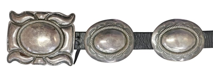 FINE FRANK PATANIA SR. (1899-1964) REPOUSSE STERLING CONCHO BELT