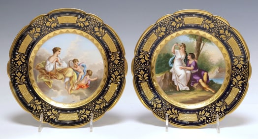 (2) FINE ROYAL VIENNA HAND-PAINTED PARCEL GILT PORCELAIN CABINET PLATES