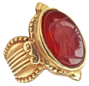 ESTATE YELLOW GOLD & CARNELIAN INTAGLIO ROMAN SOLDIER RING