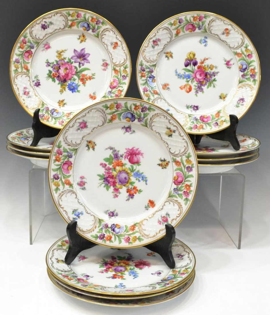 (12) BAVARIAN 'EMPRESS DRESDEN FLOWERS' PLATES