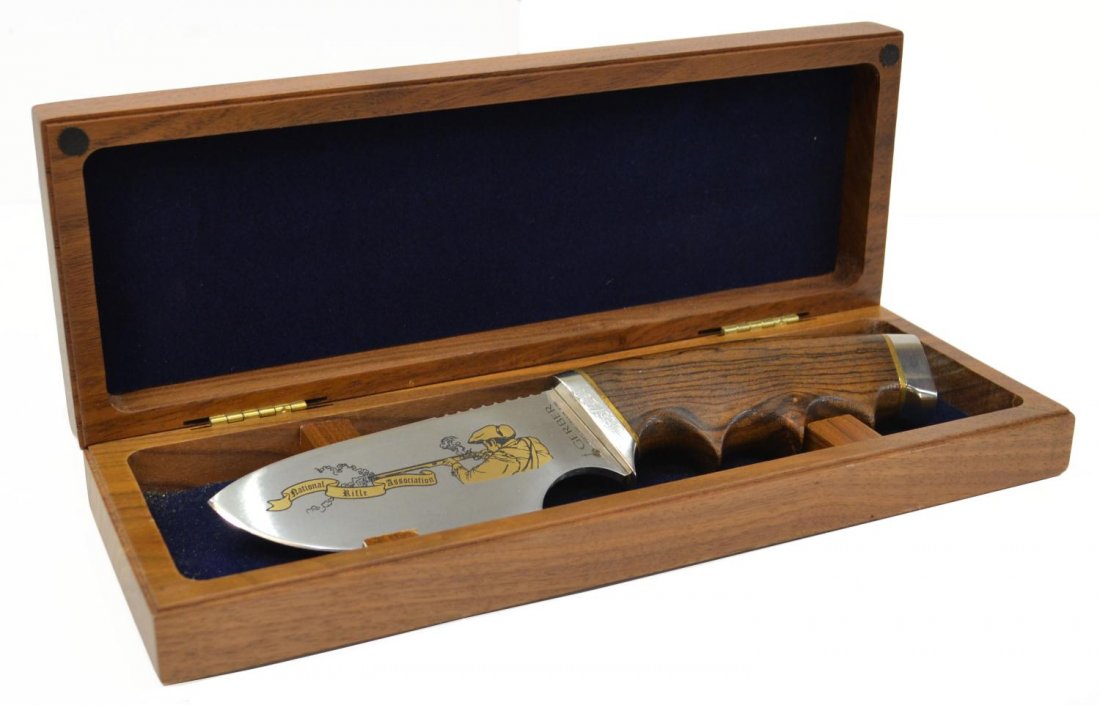 GERBER NRA LIMITED EDITION "BILL OF RIGHTS" KNIFE: Gerber limited edition knife, Model 400, #165 of 200, one side of the 4" blade marked National Rifle Association with engraving of a Revolutionary War soldier, the other with a quotation of Patrick He