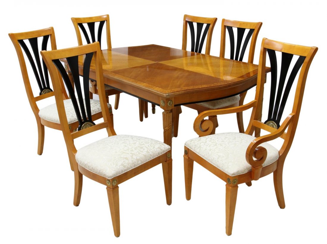 Thomasville Grand Classics French Style Dining Set Mar 30 2013