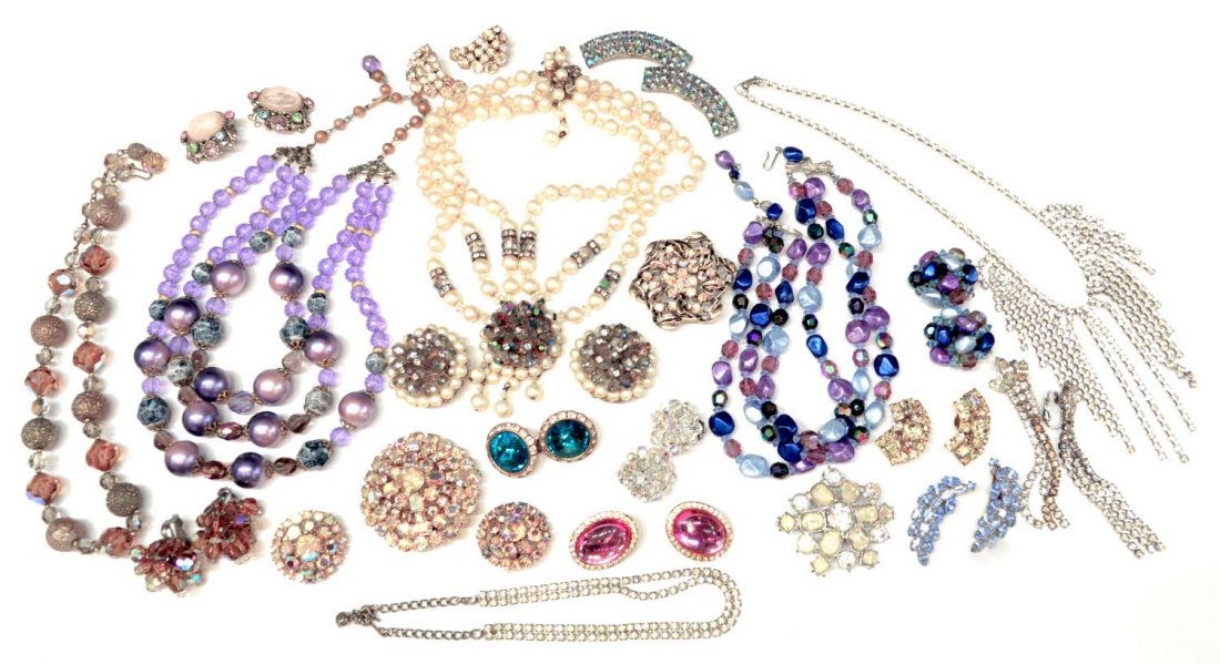 VINTAGE COSTUME JEWELRY, STYLE OF MIRIAM HASKELL: (lot) Fine collection of vintage costume jewelry with rhinestone and beaded examples, highlights include a (3pc) manner of Miriam Haskell faux pearl and crystal suite comprising necklace and clip earr