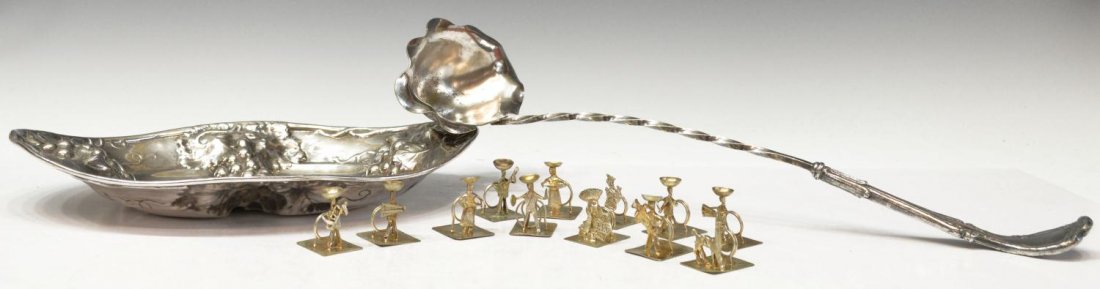 (14) FIGURAL AND GRAPE MOTIF SILVERPLATE TABLEWARE: (lot of 14) Collection of silverplate table items, comprising: (1) Henry Birks & Sons, Regency Plate bowl, repousse grape and vine motif, 1.75"h, 11"w, 7"d; (1) ladle, scalloped bowl on a spun arm, te