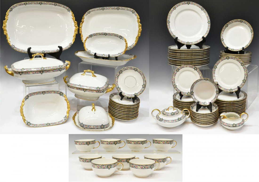 (86) WILLIAM GUERIN LIMOGES PORCELAIN DINNER SET