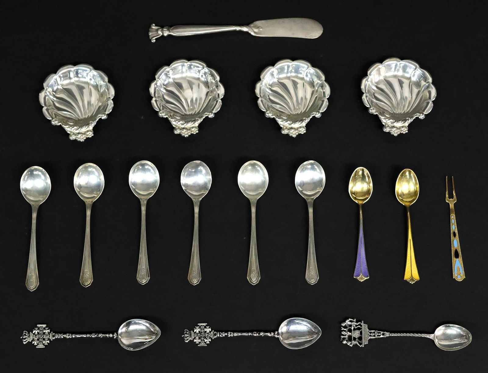 (17) COLLECTION OF STERLING & 950 SILVER TABLE & FLATWARE (1 of 6)