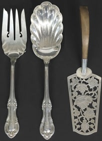 (3) STERLING SILVER SERVICEWARE, LUNT 'JOAN OF ARC' & TENCHA MEXICO