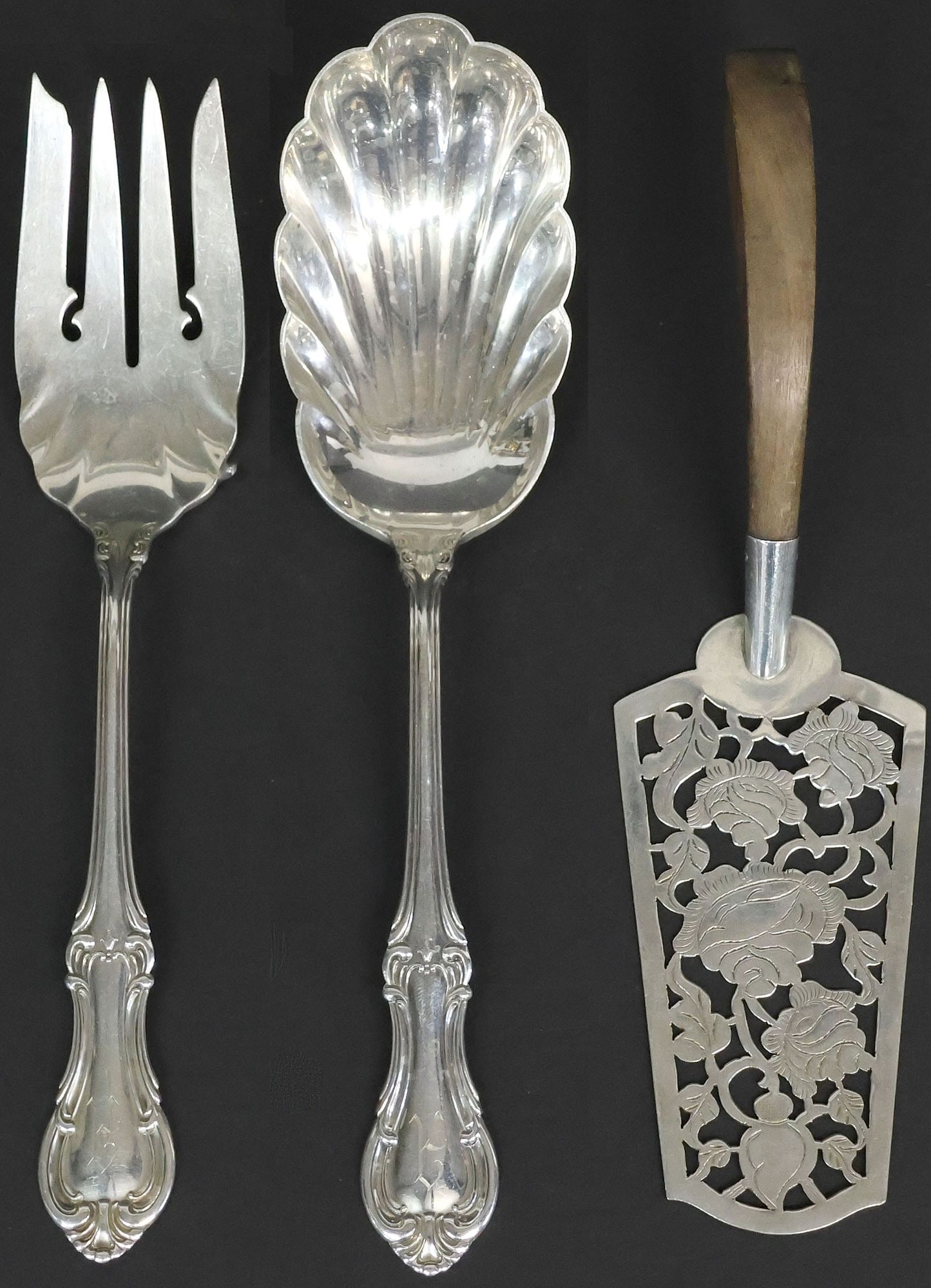 (3) STERLING SILVER SERVICEWARE, LUNT 'JOAN OF ARC' & TENCHA MEXICO (1 of 7)