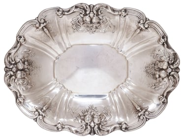 LARGE REED & BARTON 'FRANCIS I' STERLING SILVER SERVICE BOWL, 32.25OZT