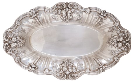 AMERICAN REED & BARTON 'FRANCIS I' STERLING SILVER BREAD TRAY
