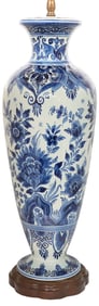 DELFT BLUE & WHITE EARTHENWARE VASE 1-LT TABLE LAMP