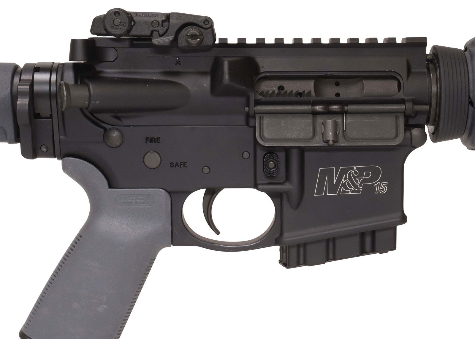 SMITH & WESSON M&P-15 RIFLE, 5.56 CALIBER, MAGPUL ACCESSORIES: Smith & Wesson M&P-15 Rifle, 5.56 caliber,18" barrel including installed muzzle brake, Magpul MOE installed items include heat shield with detachable hand grip, rear hand grip, adjustable length rear