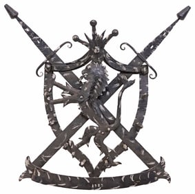 LARGE WALL-MOUNTED IRON HERALDIC LION & SHIELD HAT / COAT RACK