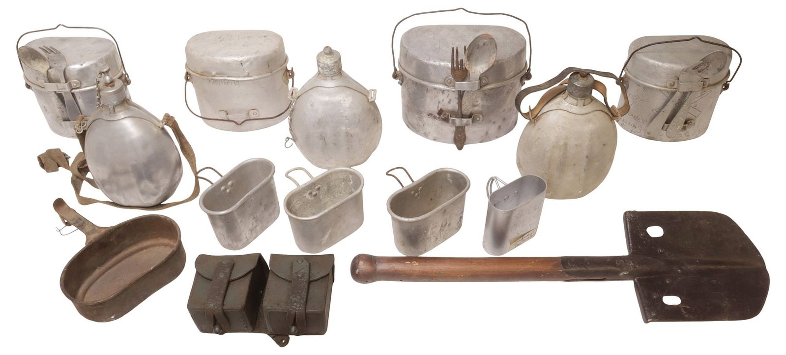 (14) WWII MILITARY MESS KITS, CANTEENS, SHOVEL, & AMMUNITION POUCH: (lot of 14) WWII military items, including: (3) canteens, (4) mess kits with incised images and names, (one) with fork and spoon, "Ceron Pietro," (1) with aluminum fork and spoon, "Ukovic," (one) "Tir