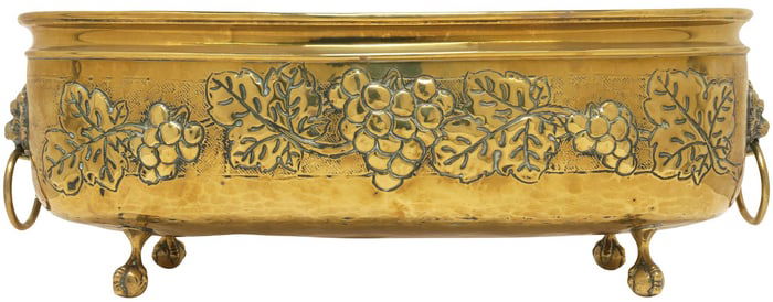 ENGLISH EDWARDIAN BRASS REPOUSSE GRAPEVINE PLANTER/ JARDINIERE