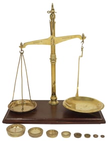 ENGLISH W&T AVERY LTD. BRASS BALANCE SCALES & WEIGHTS