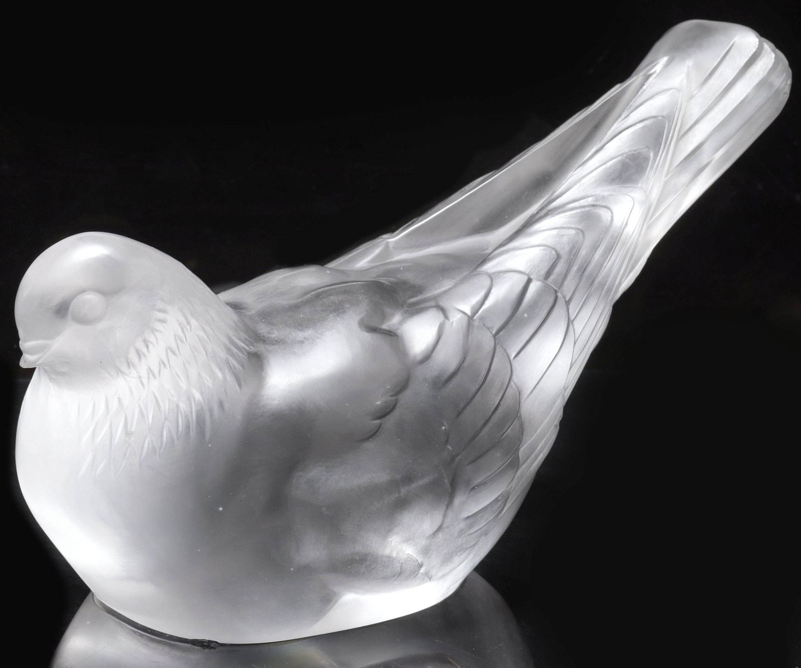 FRENCH R. LALIQUE FROSTED ART GLASS SCULPTURE 'PIGEON NAMUR' (1 of 4)
