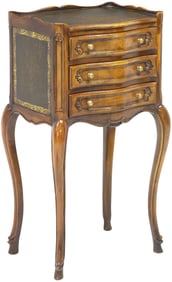 THEODORE ALEXANDER (ATTRIB.) LEATHER-TOP MAHOGANY NIGHTSTAND