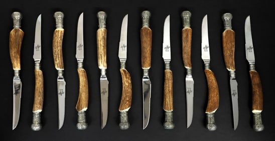 (12) VAGABOND HOUSE 'KING CROWN' FAUX STAG ANTLER STEAK KNIVES