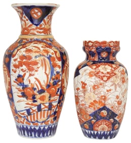 (2) JAPANESE PARCEL-GILT IMARI-PALETTE PORCELAIN VASES