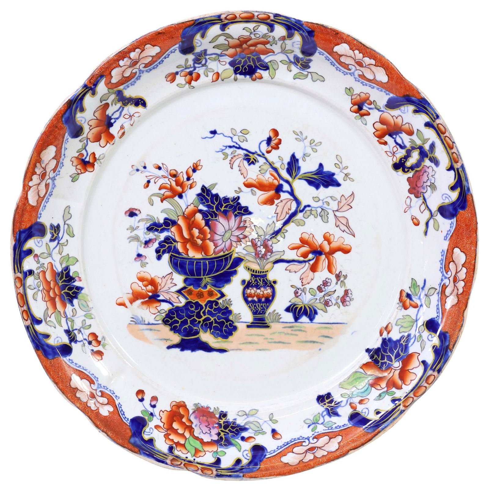 ENGLISH IRONSTONE IMARI PALETTE CHINOISERIE PLATTER, 14"DIAM: English ironstone circular serving platter, in an Imari palette, having scalloped rim, with chinoiserie flowering urns and foliate motifs, inscribed N.961 underfoot, approx 14"diam, 4.75lbs
