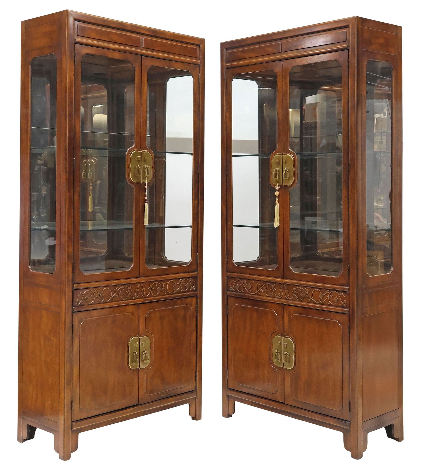 (2) HENREDON ASIAN-STYLE 'FOLIO 16' ILLUMINATED MAHOGANY DISPLAY CABINETS (1 of 8)